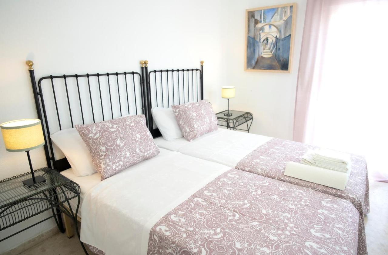 Hostal Trafalgar Barbate Extérieur photo
