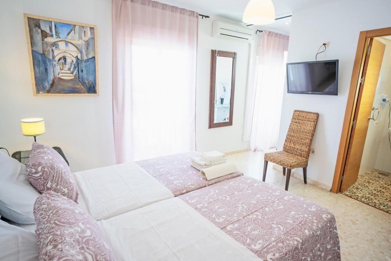 Hostal Trafalgar Barbate Extérieur photo